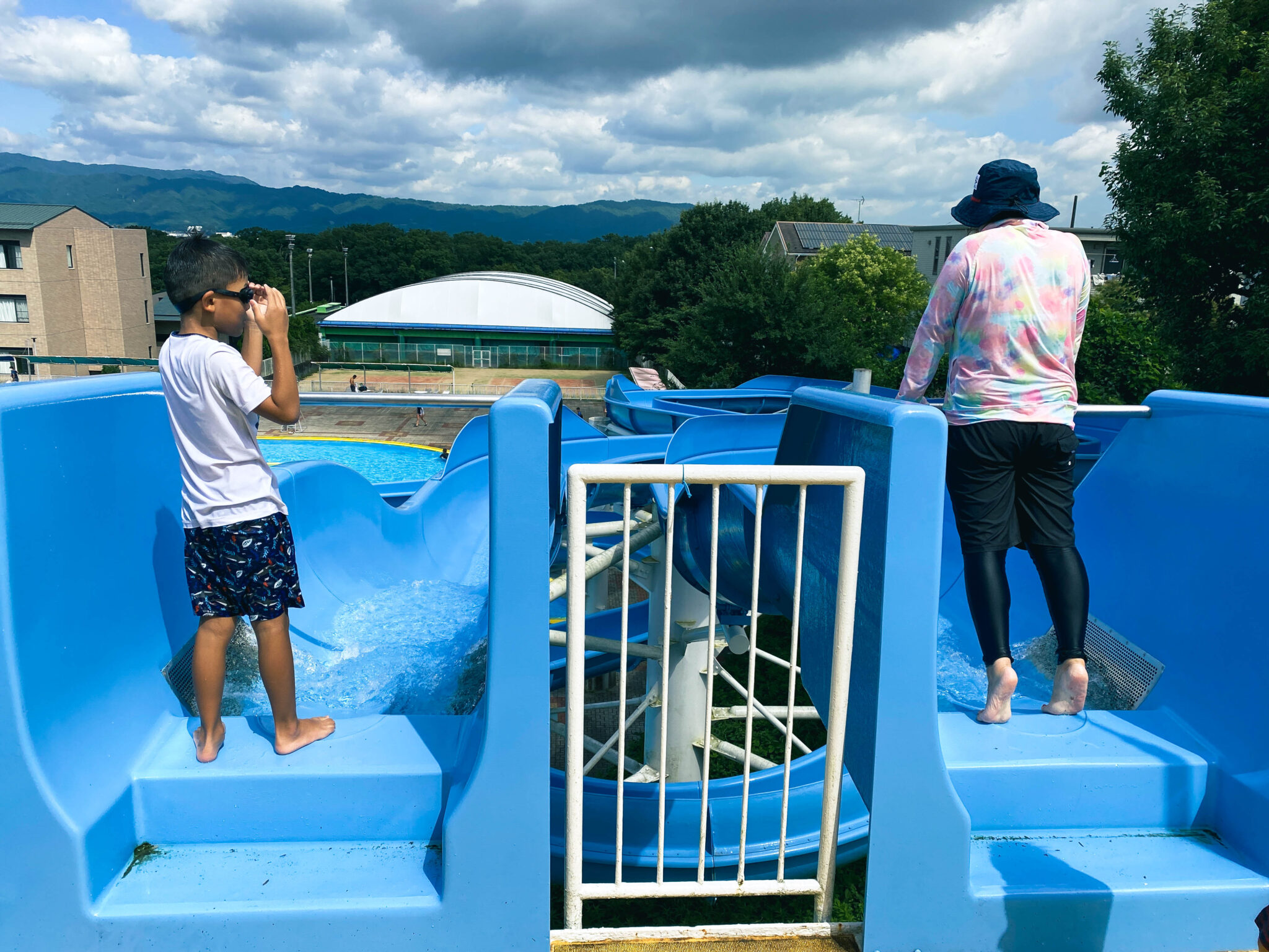  水遊びはもうここで良くね？本格レジャープールに子供大満足！ 伊賀市の「サンピア伊賀」いがしり 